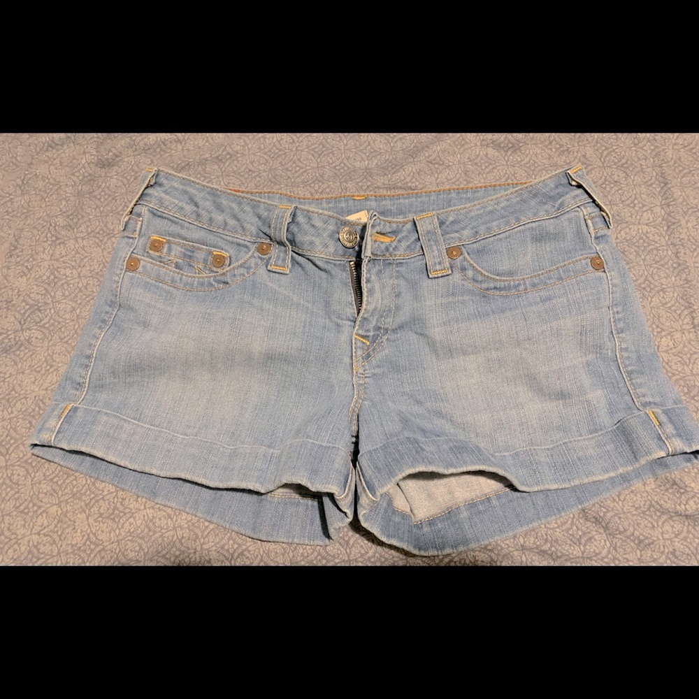 True Religion shorts (Allie) ,size 32,